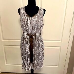 Robbie Bee Brown, Gray, and white. Size12